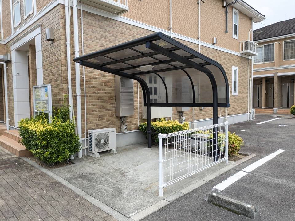 駐車場　駐輪場