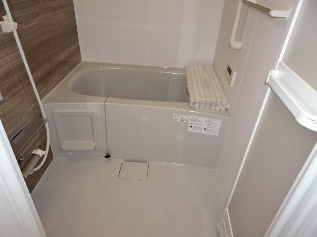 バス・シャワールーム　バス