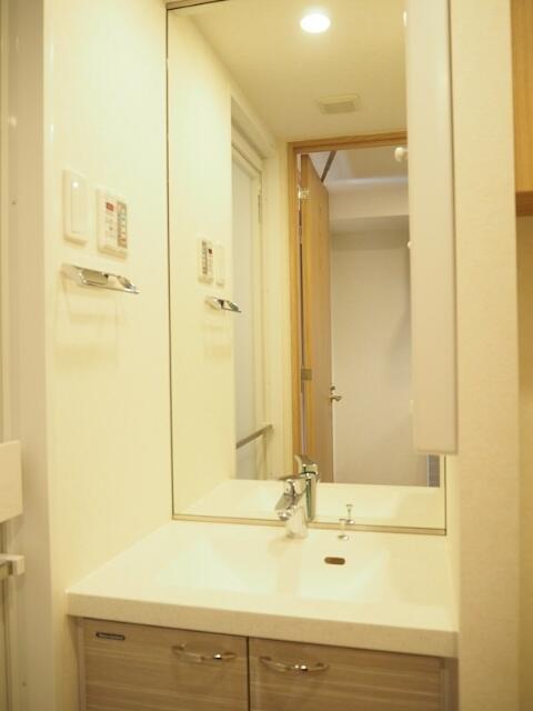 洗面設備　独立洗面台