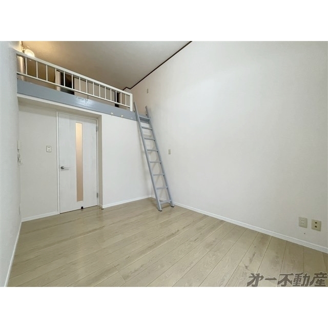 居室・リビング　洋室