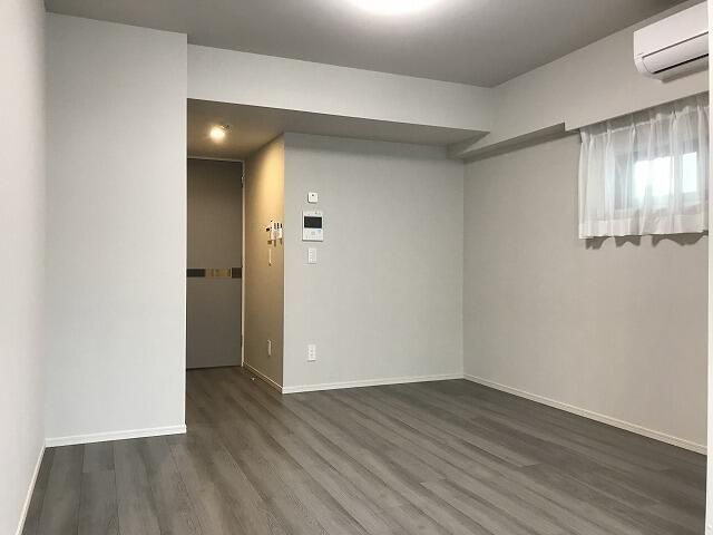 居室・リビング　☆明るい洋室☆