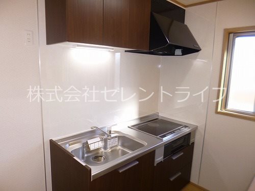 キッチン　システムカウンターキッチン（3口ＩＨコンロ）