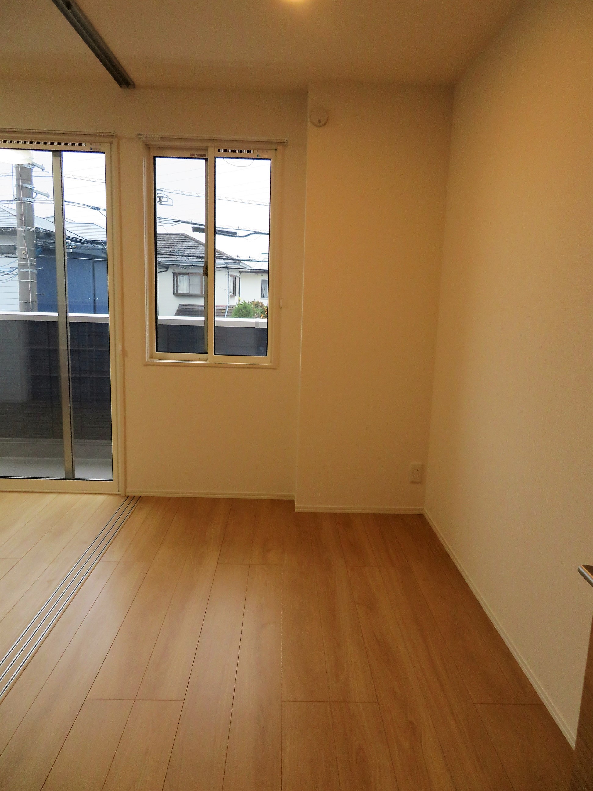 その他部屋・スペース　3.6帖の洋室が御座います！寝室に最適！