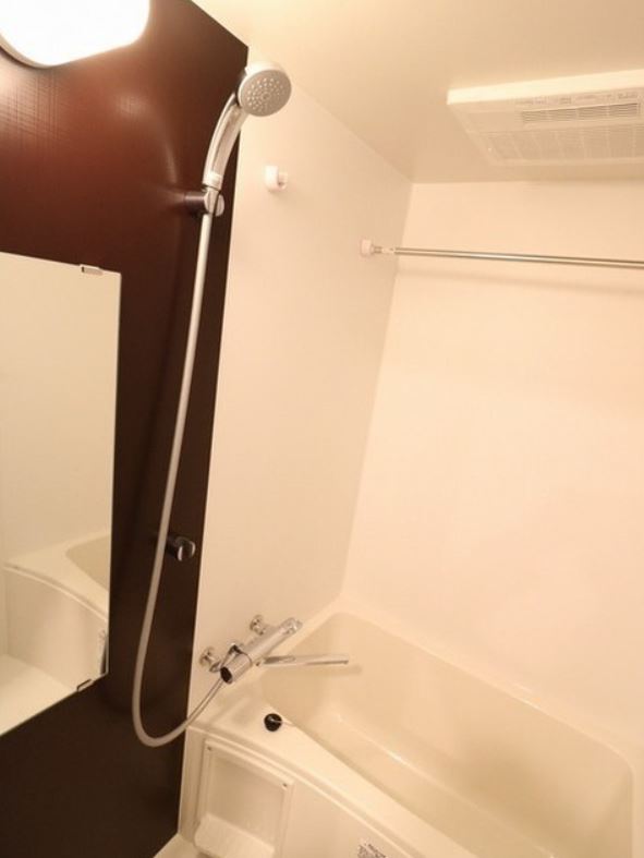 バス・シャワールーム　★広々としたバスルーム★