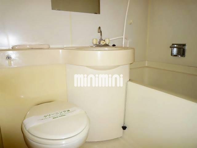 バス・シャワールーム　お掃除しやすいユニットバス