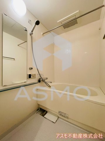 バス・シャワールーム　同マンション参考写真