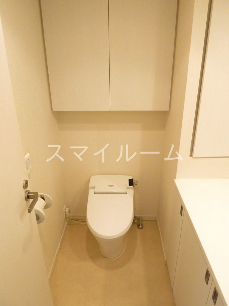 トイレ　別部屋参考写真となります。