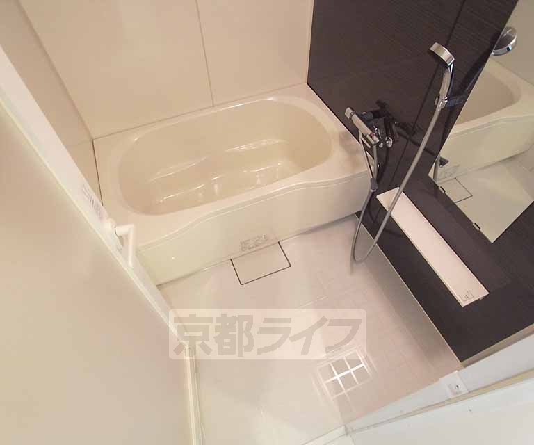 バス・シャワールーム　・お問い合わせは京都ライフまで・