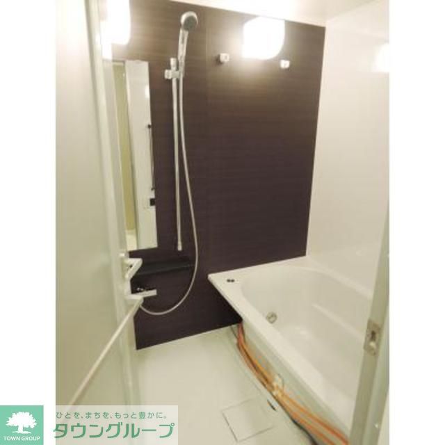 バス・シャワールーム　※写真は同タイプ住戸です。