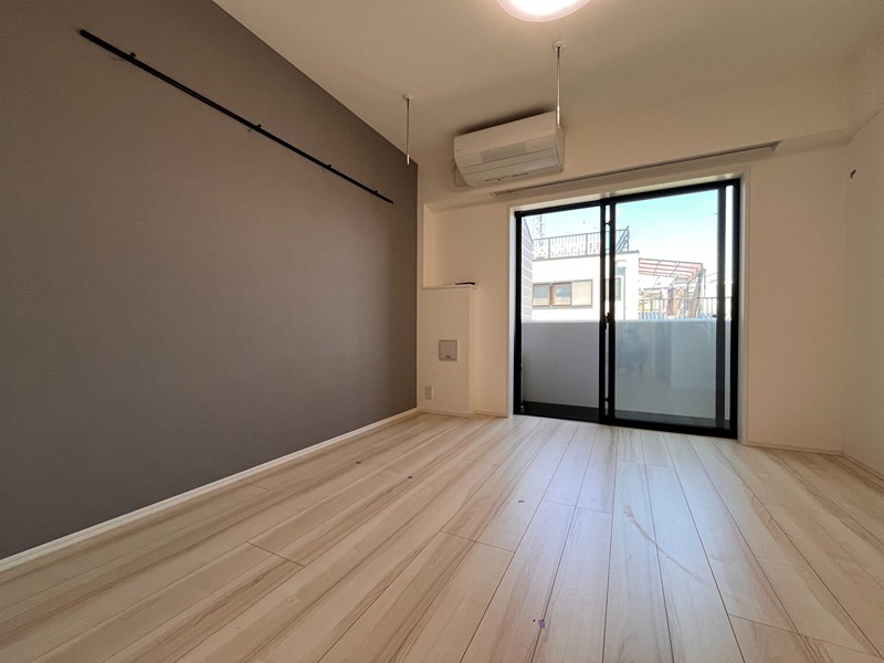 居室・リビング　※写真は別部屋です
