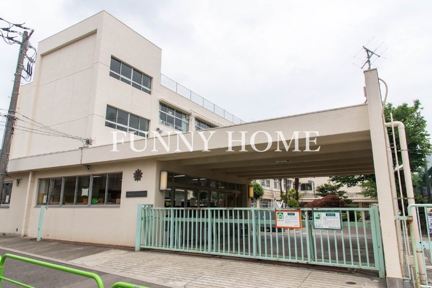 小学校　世田谷区立武蔵丘小学校（小学校）まで371m