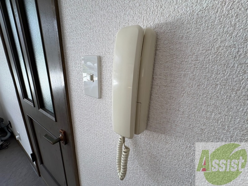 セキュリティ　インターホンは通話ができるので急な訪問があっても安心です。