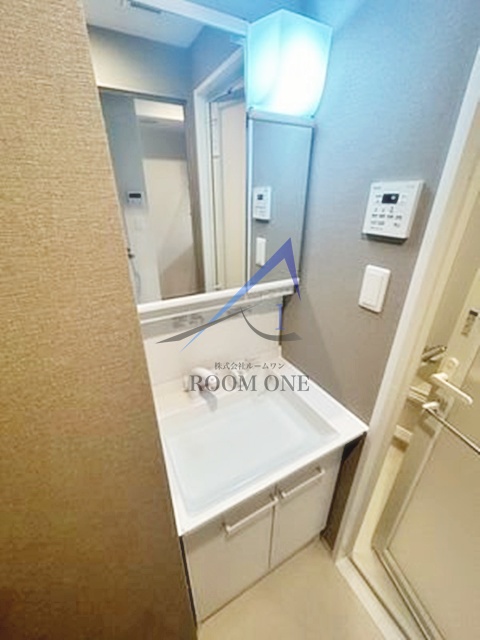 洗面設備　洗面台です。