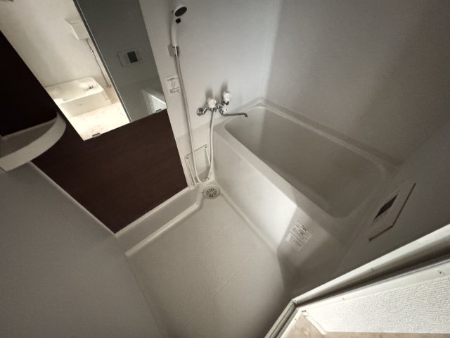 バス・シャワールーム　お風呂で日々の疲れを落としましょう