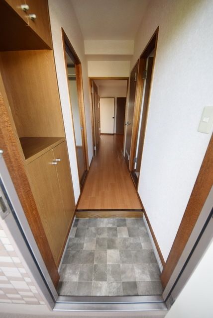 玄関　★お問い合わせはタウンハウジングまで★
