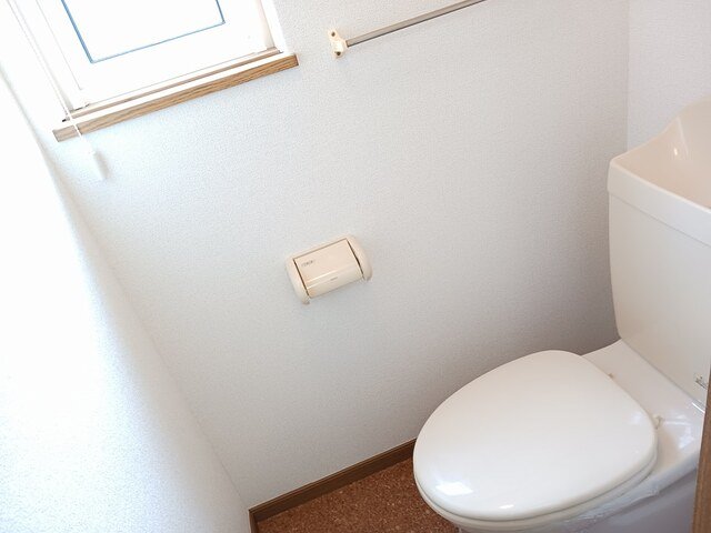 トイレ　コンパクトで使いやすいトイレです