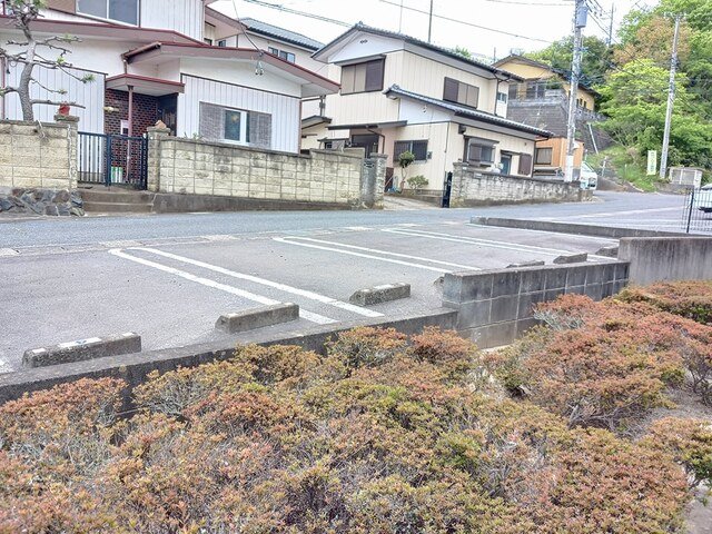 駐車場　駐車スペースもあります