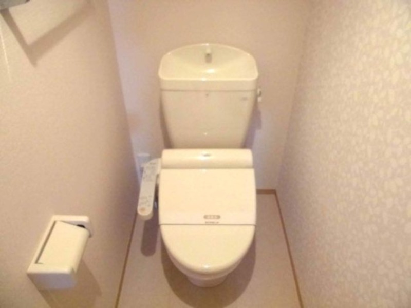 トイレ　図面と現状に相違がある場合には現状を優先