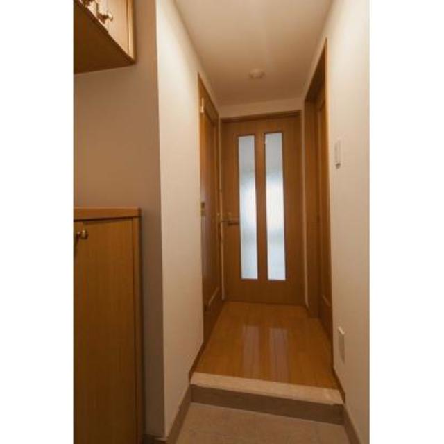 玄関　※写真は同タイプ住戸です。