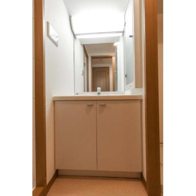 洗面設備　※写真は同タイプ住戸です。