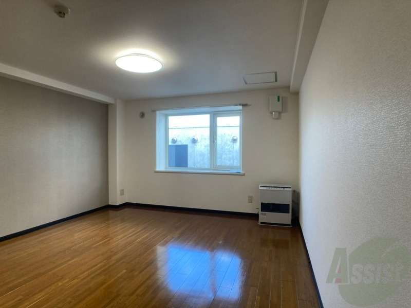 居室・リビング　広くてキレイなお部屋が広がっていて、充実した生活が送れそう。