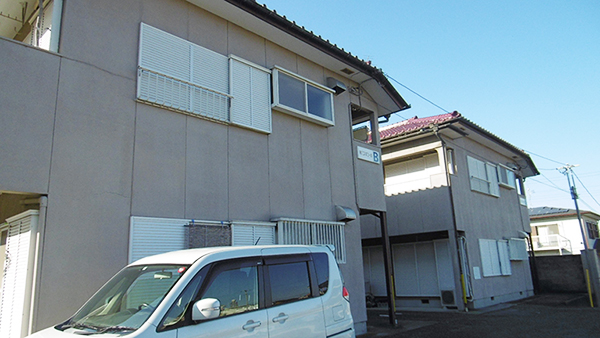 建物外観　B棟の２階角部屋です。