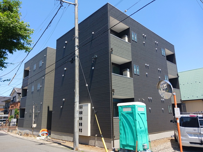 建物外観　建築中