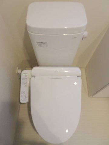 トイレ　GENOVIA横浜関内IIskygarden