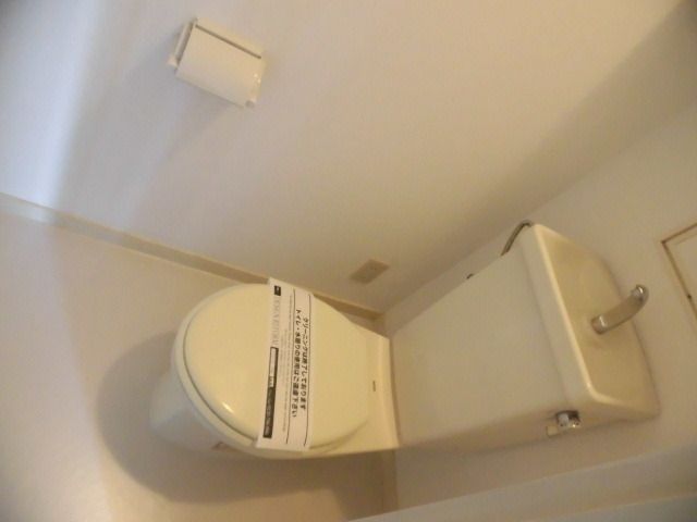トイレ　清潔感のあるトイレです
