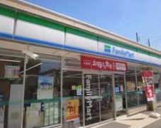 コンビニ　ファミリーマート 森下駅前店（コンビニ）まで259m