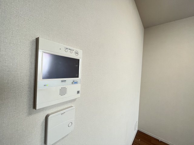 セキュリティ　＊居住中の為別部屋参照