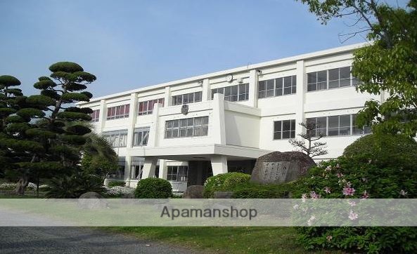 小学校　鵜ノ島小学校（小学校）まで646m