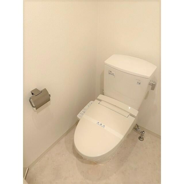 トイレ　シンプルで使いやすいトイレです