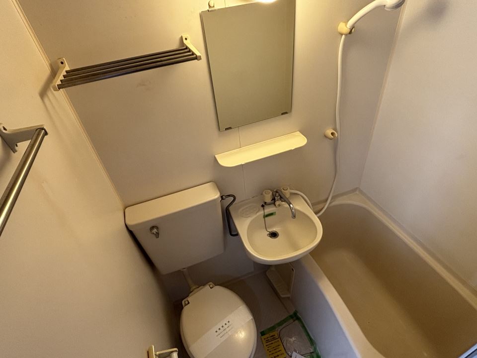 玄関　玄関入口も広いですよ