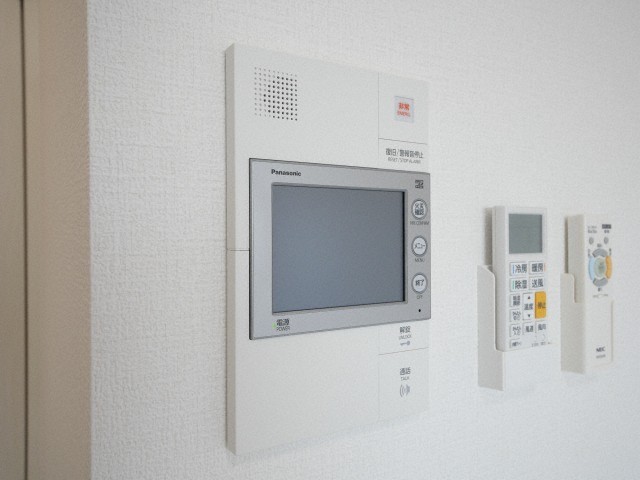 セキュリティ　モニター付きインターホンです