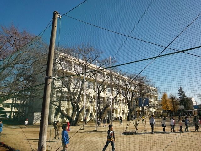 小学校　高木第２小学校（小学校）まで930m