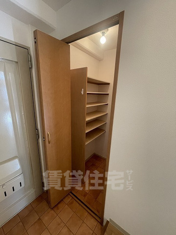 収納