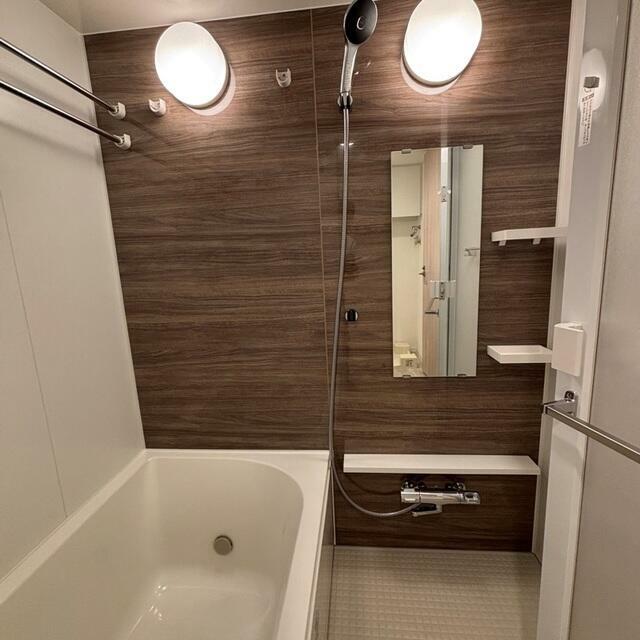バス・シャワールーム　※写真は同タイプ住戸です。
