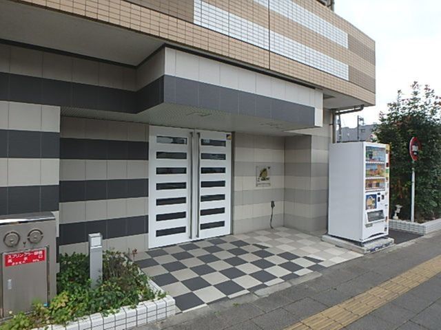 エントランス　NULL