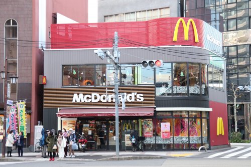 飲食店　マクドナルド 両国駅西口店（飲食店）まで913m