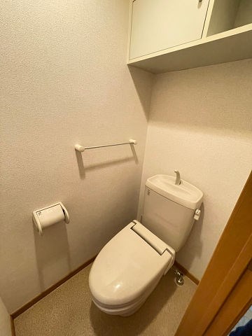 トイレ　コンパクトで使いやすいトイレです