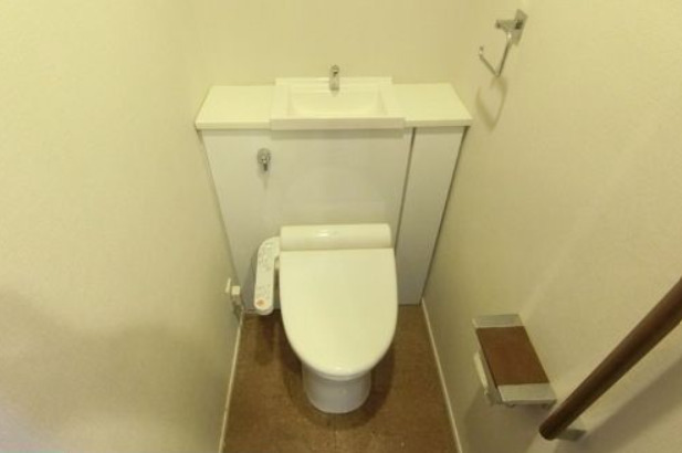 トイレ　参考写真