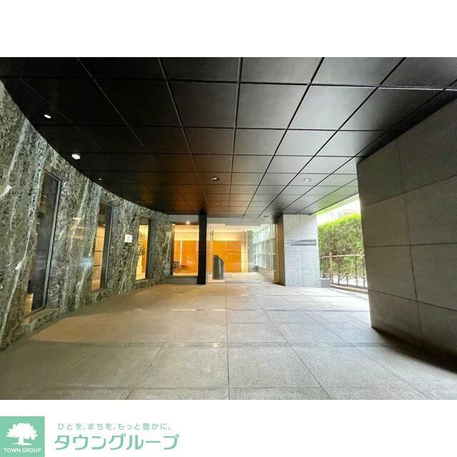 エントランス　部屋探しは株式会社　タウンハウジング　までお気軽にお問合せ…