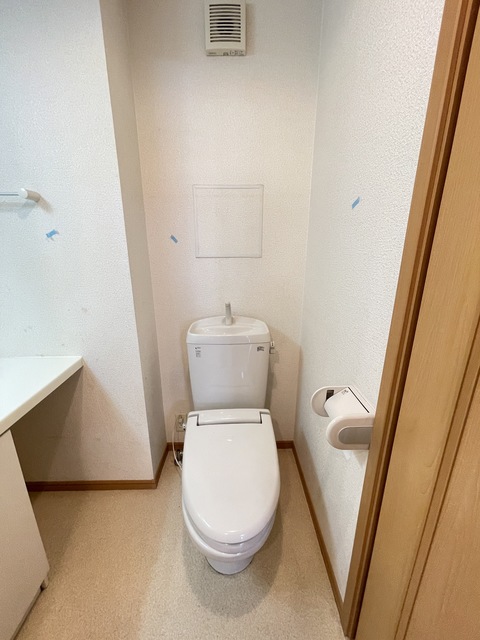 トイレ　別部屋参考写真です