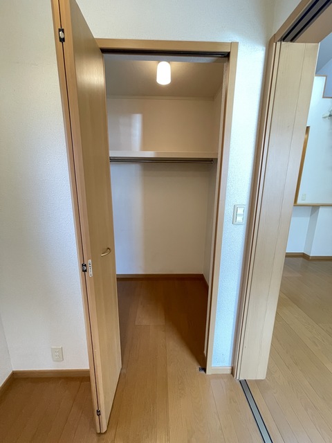 収納　別部屋参考写真です
