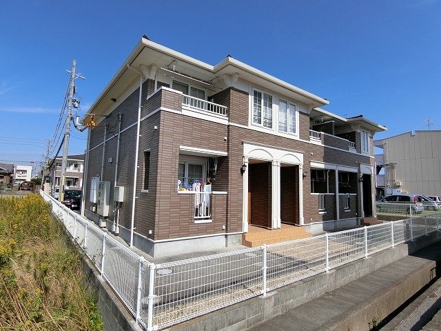 建物外観　きれいな外観です