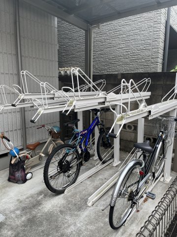 その他共有部分　駐輪は各世帯2台まで可能です！