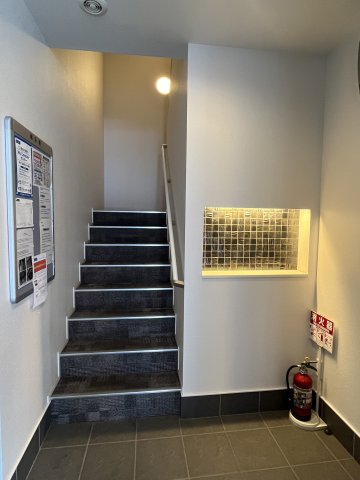 ロビー　共用部分も綺麗に整っています