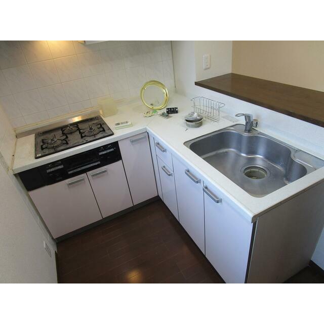 キッチン　※別部屋参考写真