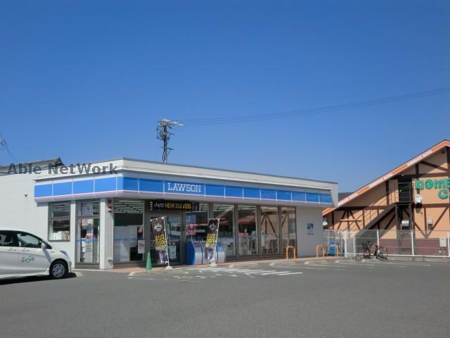 コンビニ　ローソン鈴鹿稲生西三丁目店（コンビニ）まで786m
